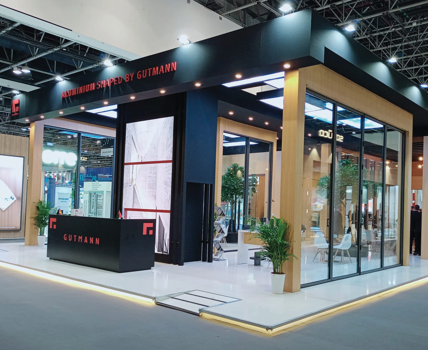 ArtMania exhibition stand